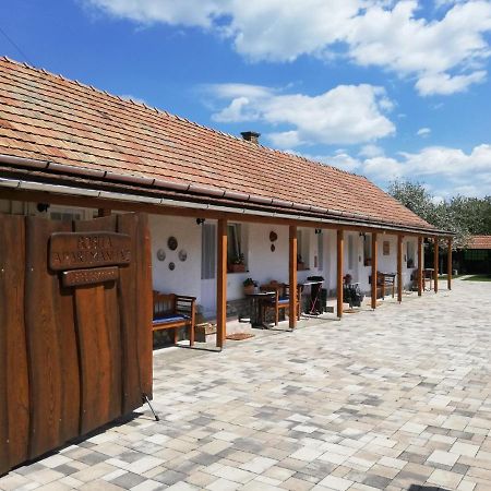 Bobita Apartmanhaz Szilvásvárad Exteriér fotografie